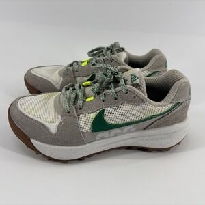 Nike ACG Lowcate Light Iron Ore Malachite Size 5 City To Trail Versatility